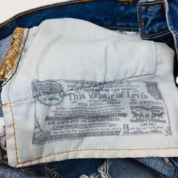 Levi’s 501 vintage high waisted blue denim shorts raw hem W26 BoxK 90s - Picture 7 of 8